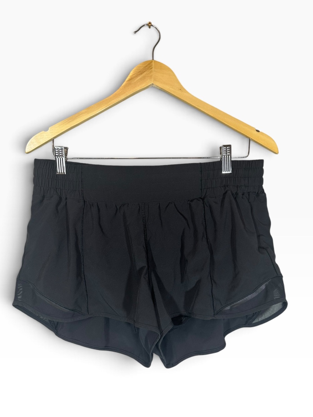 LULULEMON Hotty Hot Short High Rise 2.5 Black W7ARJR Size 10 Women's